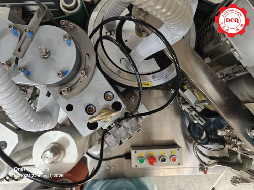 Máy dán nhãn OPP/BOPP tự động