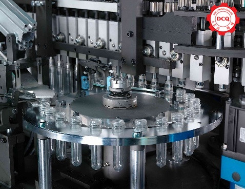 Máy thổi khuôn PET hoàn toàn tự động